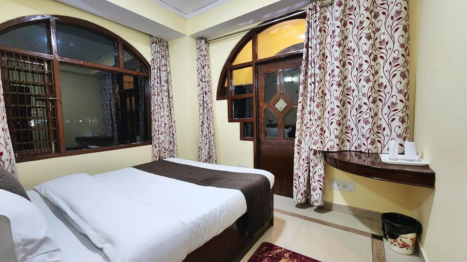 Hotel Taj Palace Near Mall Road Shimla